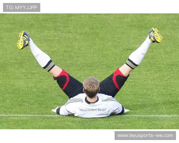 《欧洲杯赛程与动态更新:各队备战进展与焦点赛事回顾》 《欧洲杯赛程与动态更新:各队备战进展与焦点赛事回顾》