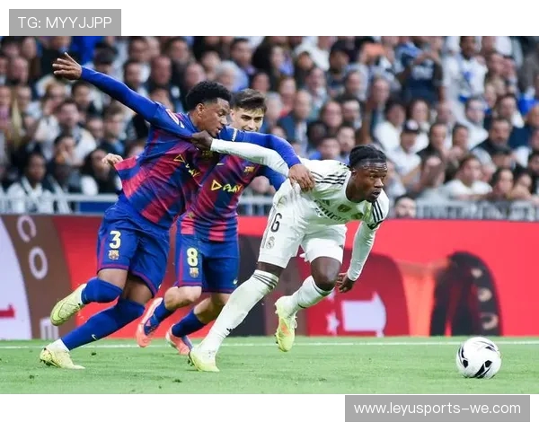 西甲最新赛况:皇马巴萨迎战强敌,竞技状态大比拼! 西甲最新赛况:皇马巴萨迎战强敌,竞技状态大比拼!