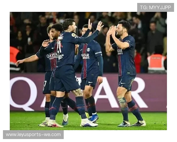 法甲最新排名:巴黎圣日耳曼稳居榜首,摩纳哥紧随其后 法甲最新排名:巴黎圣日耳曼稳居榜首,摩纳哥紧随其后